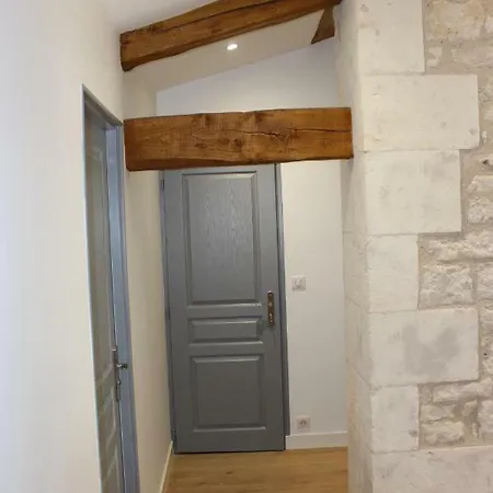 Holiday home Chateau Des Loups - Les Pommiers Echire