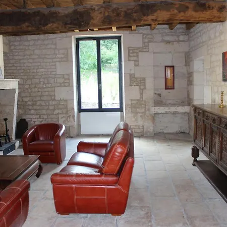 Chateau Des Loups - Les Pommiers * Echire