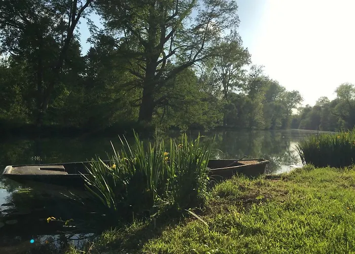 Chateau Des Loups - Les Pommiers Echire