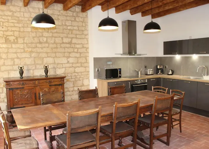 Holiday home Chateau Des Loups - Les Pommiers